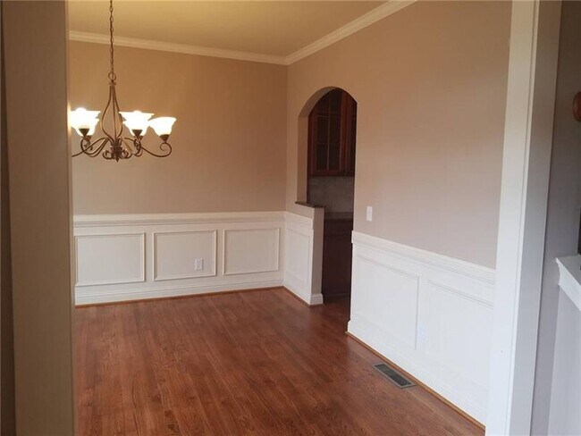 Building Photo - 2088 Towne Mill Ave