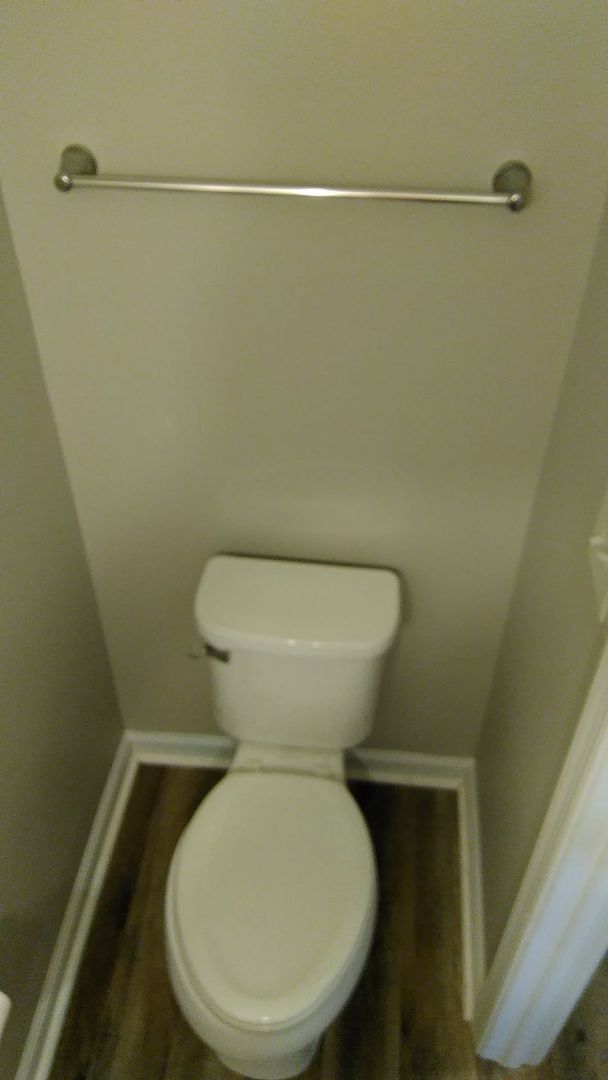 Building Photo - Like New Townhome in Stallings!