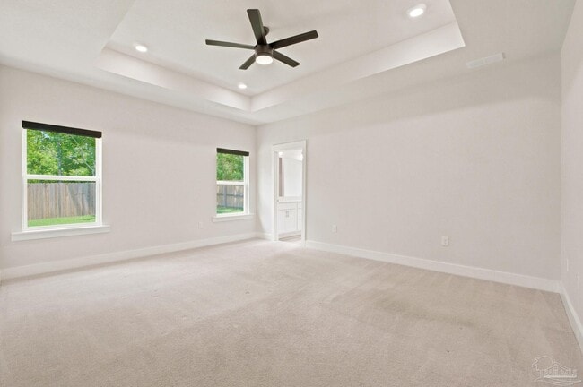 Building Photo - 232 Camellia Dr