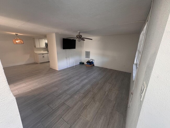 Building Photo - 5525 Quist Dr