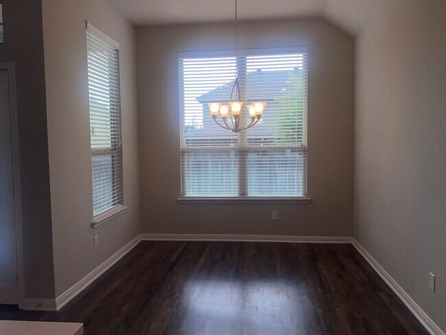 Building Photo - 3 BEDROOM, PLUS OFFICE, BELTON ISD