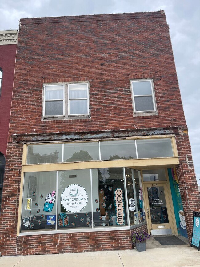 Primary Photo - 112 S Washington St