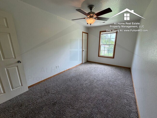 Building Photo - 1902 Dunham Dr