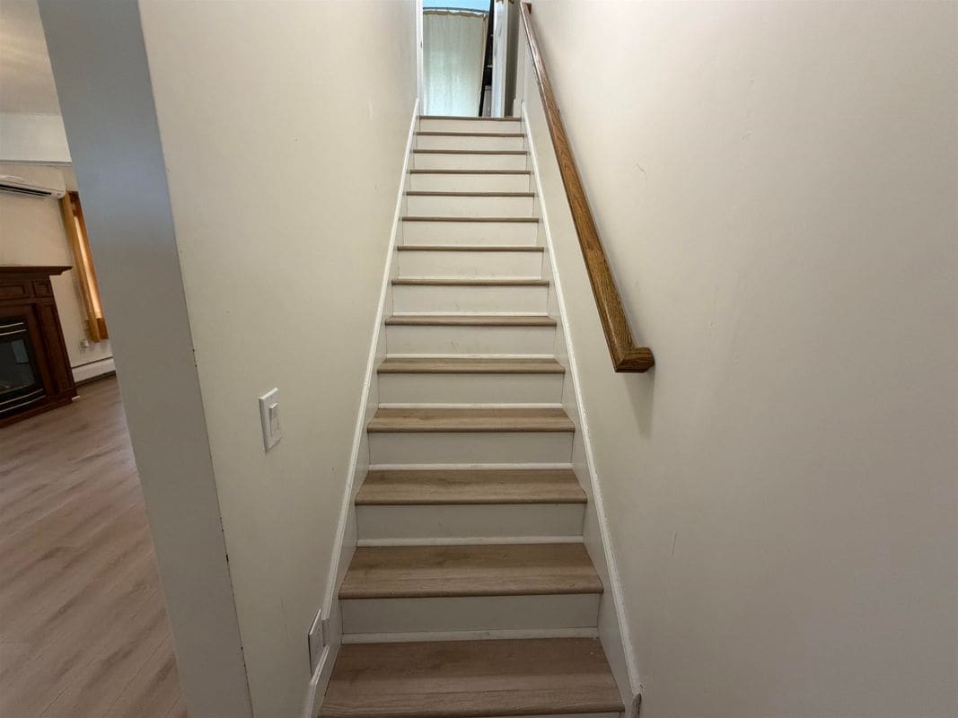 Building Photo - 27 Flint Pond Dr