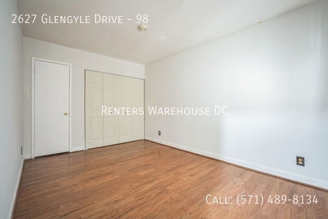 Building Photo - 2627 Glengyle Dr