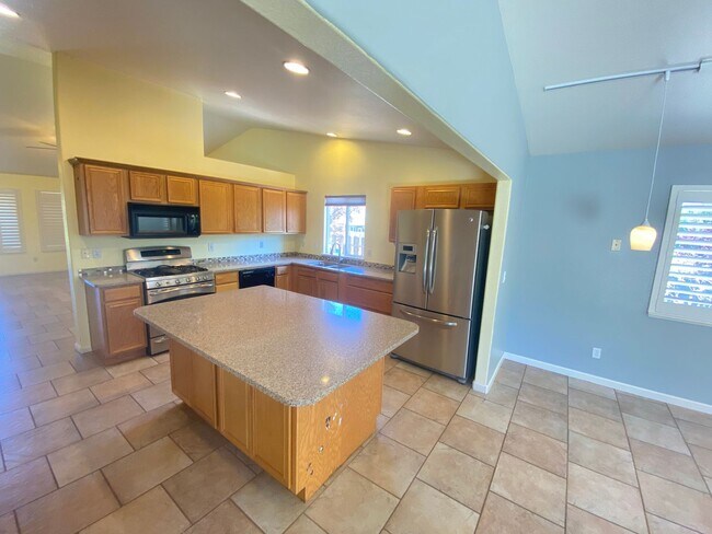 Building Photo - South Reno Home For Rent