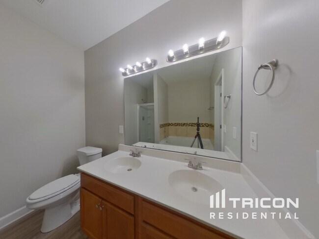 Building Photo - 8326 Knapp Ct
