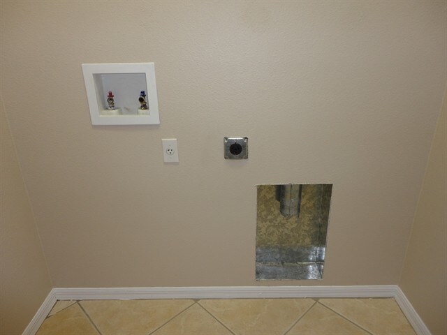 Building Photo - 8845 Cypress Hammock Dr