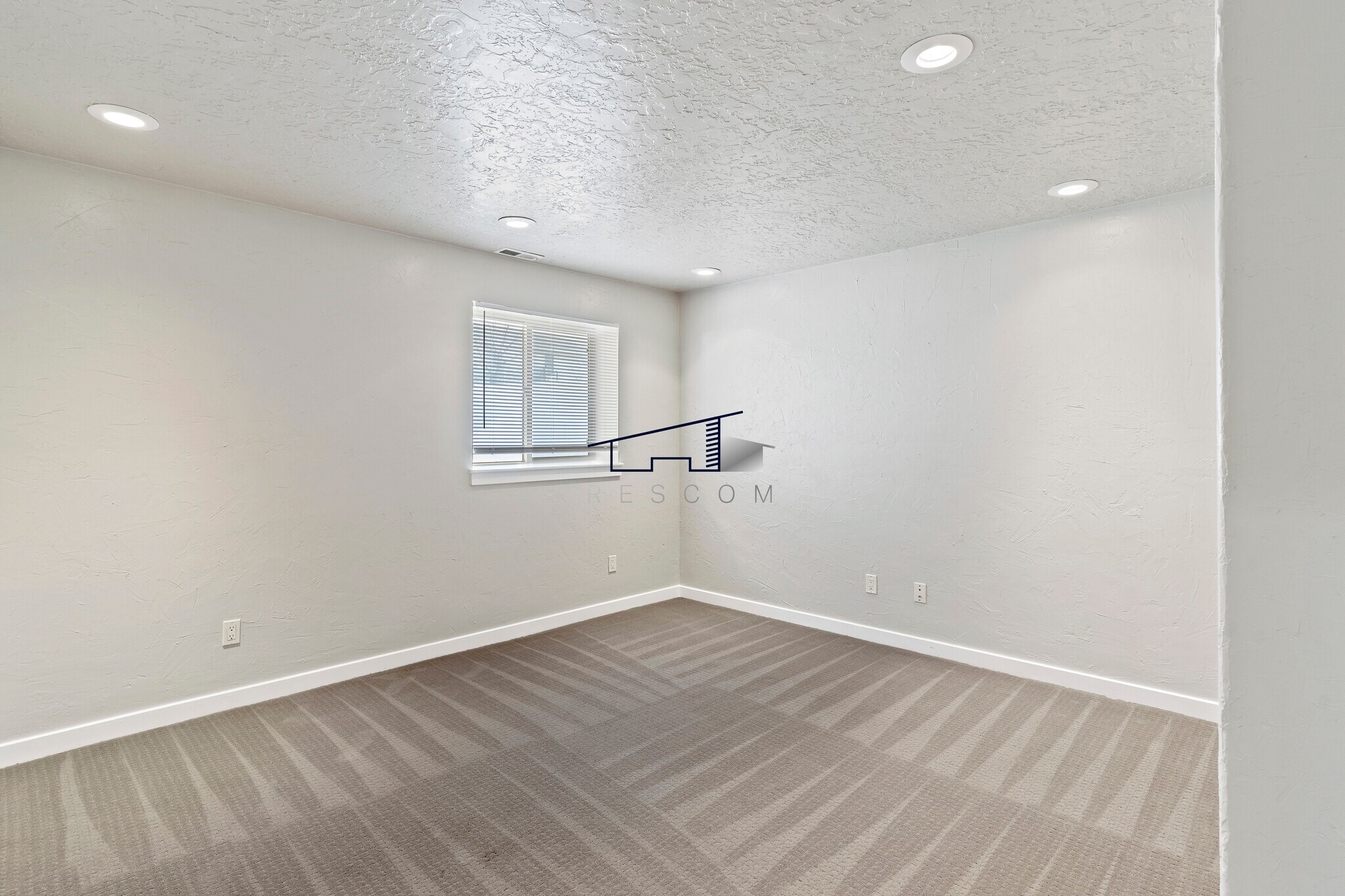 Building Photo - 2368 N 650 E