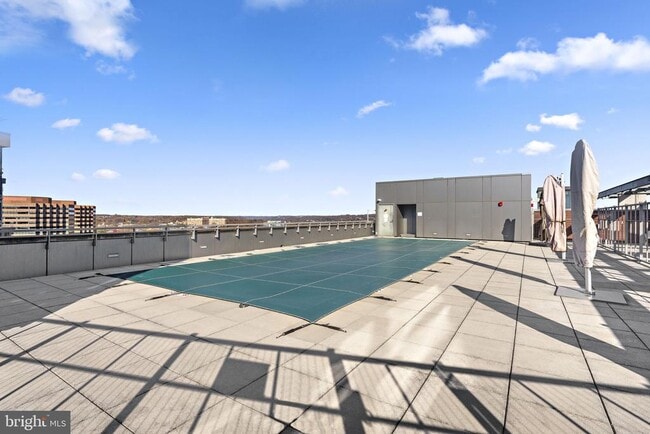 Building Photo - 1536 N Scott St