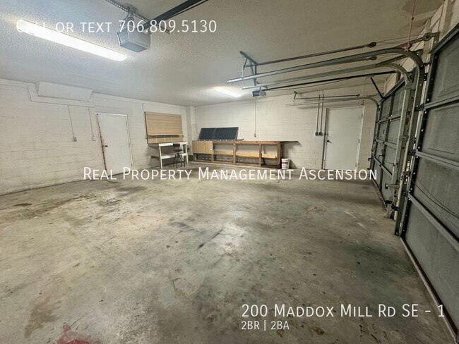 Building Photo - 200 Maddox Mill Rd SE