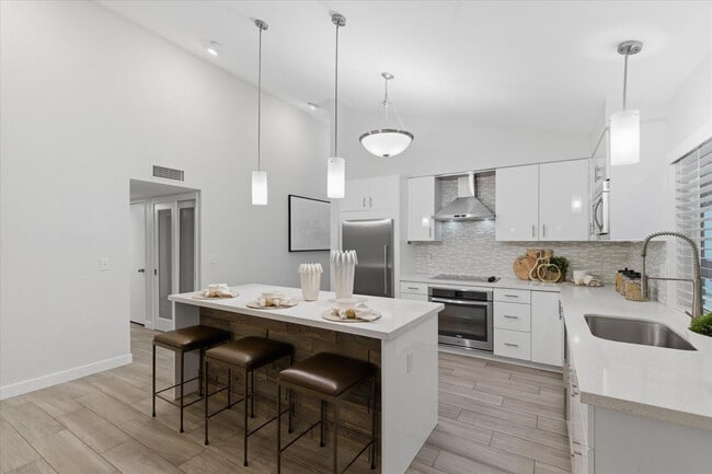 Building Photo - 2521 N 87th Way