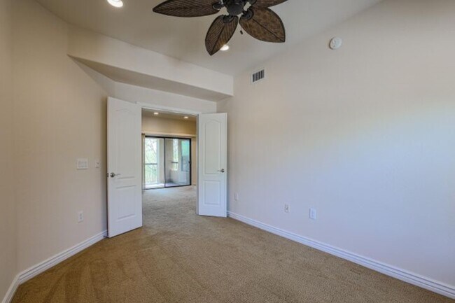 Building Photo - 21320 N 56th St