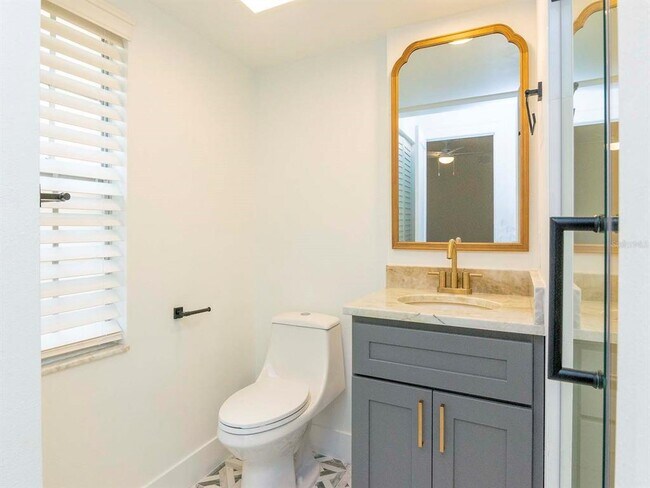 Building Photo - 107 S Obrien St