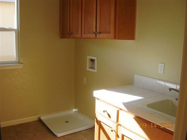 Building Photo - PROSPERITY WAY - BEAUTIFUL LARGE HOME