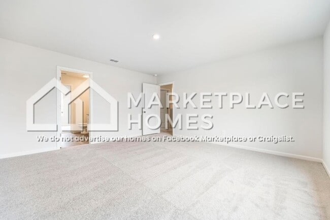 Building Photo - 198 Price Ml Trl