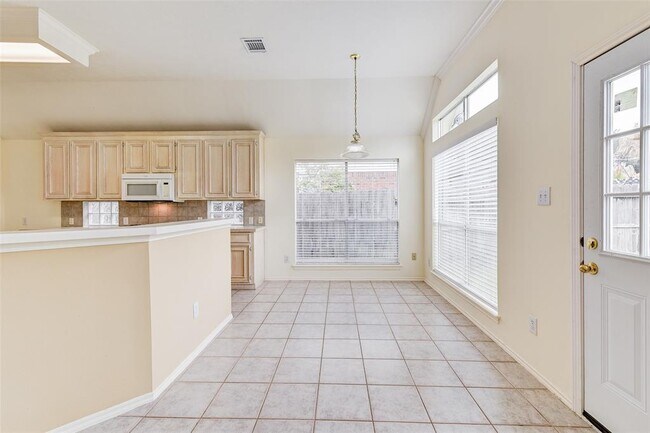 Building Photo - 16206 Waiting Spring Cir