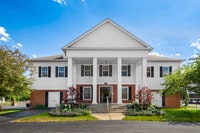 Building Photo - 532 Lake St