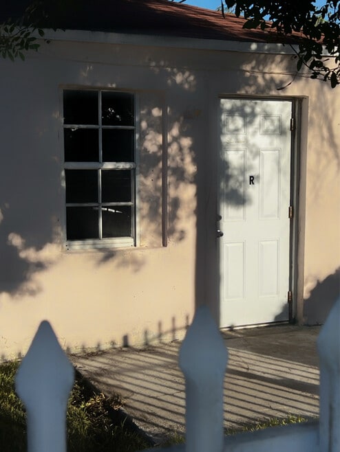 Building Photo - 786 NW 75th St