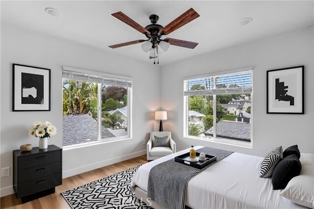 Building Photo - 20302 Oxnard St