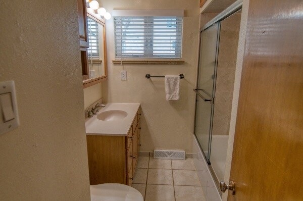 Batchroom - 4365 Pierson St