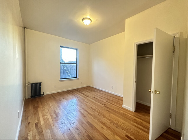 Primary Photo - 408 W 130th St