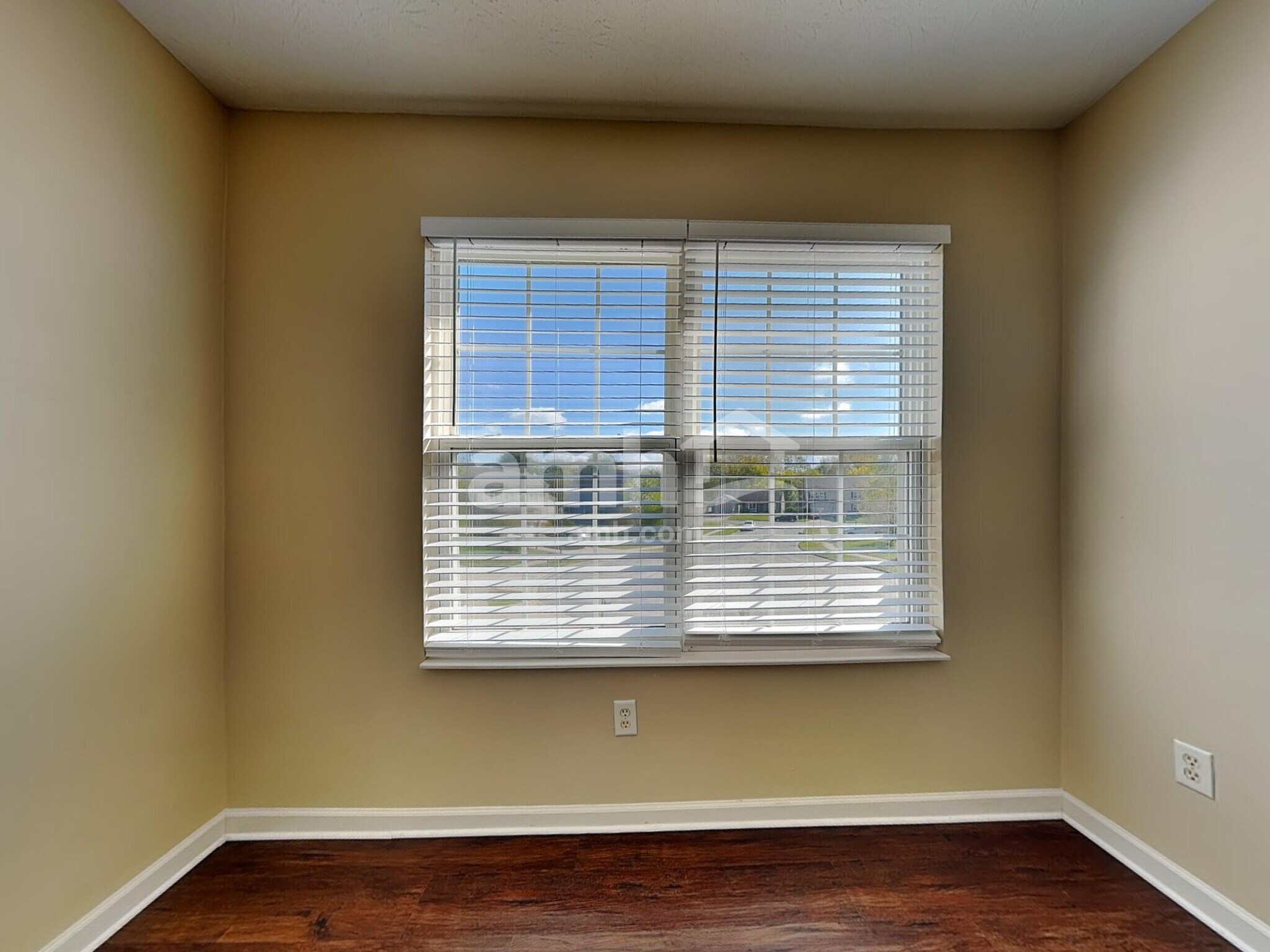 Building Photo - 552 Wildlife Ct