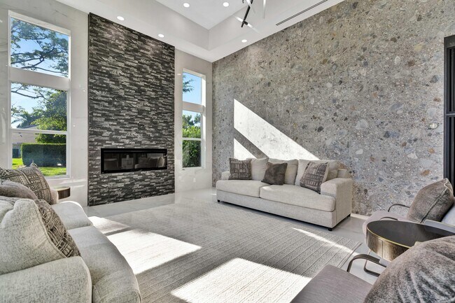 Building Photo - 7693 Steeplechase Dr
