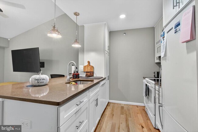 Building Photo - 3307 Wyndham Cir