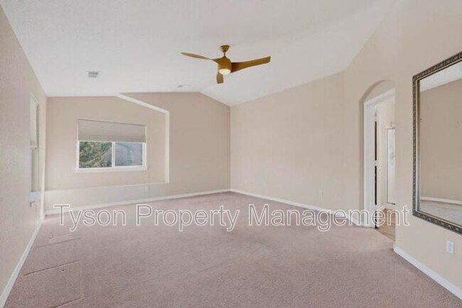 Building Photo - 8523 Waterford Pl NE