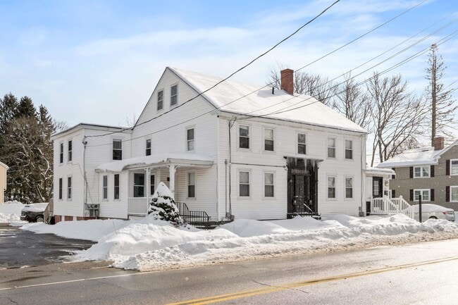 Building Photo - 21 Portsmouth Ave