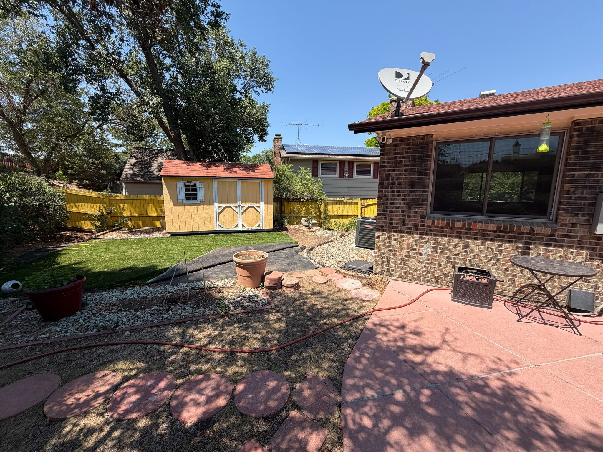 Building Photo - 10194 W Maryland Dr