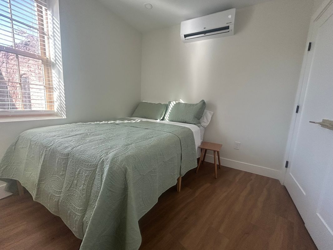 Building Photo - 110 Hotel St