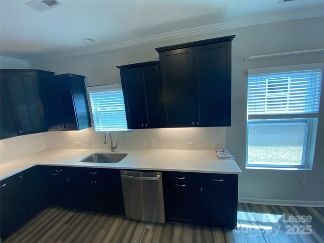 Building Photo - 5839 Eleanor Rigby Rd
