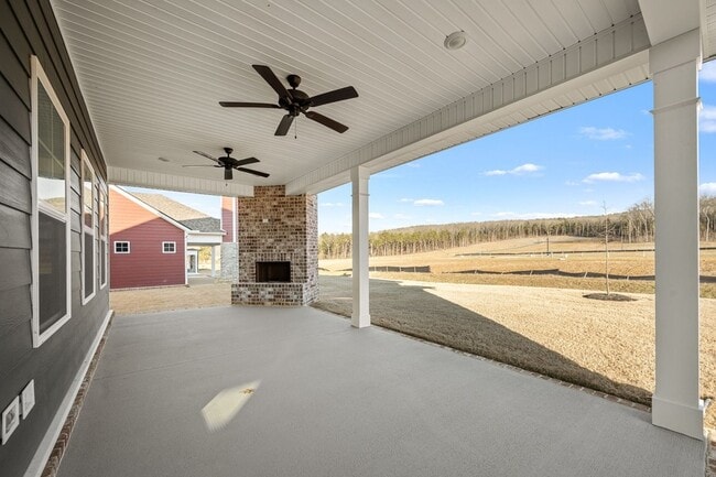 Building Photo - 2626 Unitas Dr