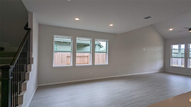Building Photo - 18606 Albany Bay Ln