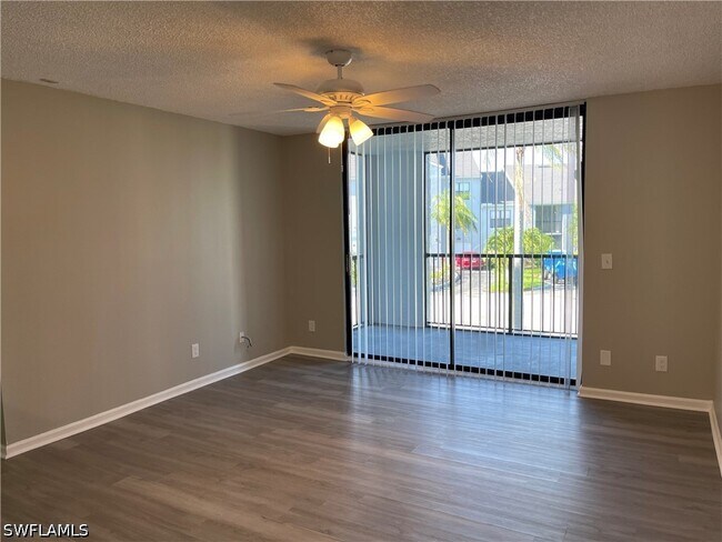 Building Photo - 13555 Eagle Ridge Dr