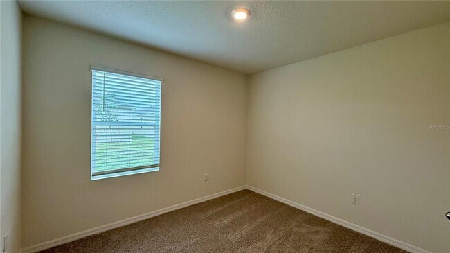 Building Photo - 3314 Pine Lily Ave