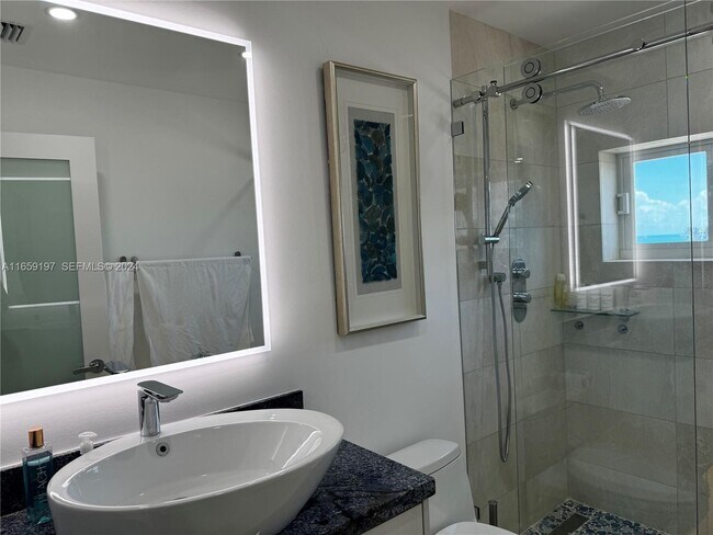 Building Photo - 5401 Collins Ave