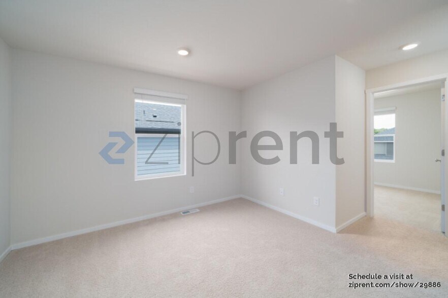 Building Photo - 17502 NW 10th Ct