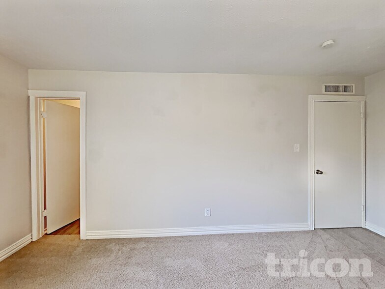 Building Photo - 7541 Christie Ln