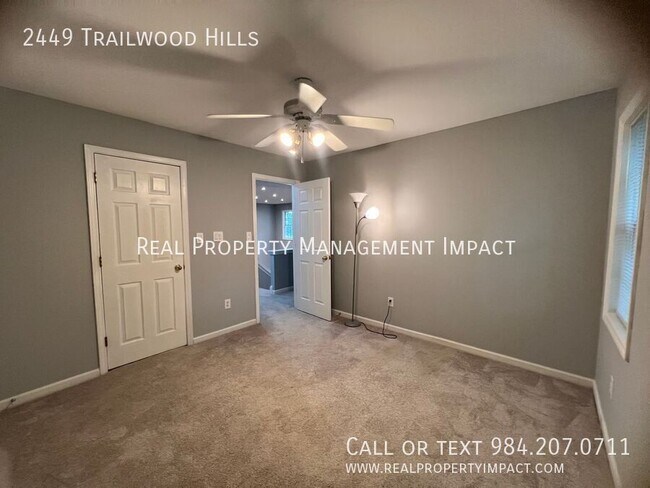 Building Photo - 2449 Trailwood Hills Dr