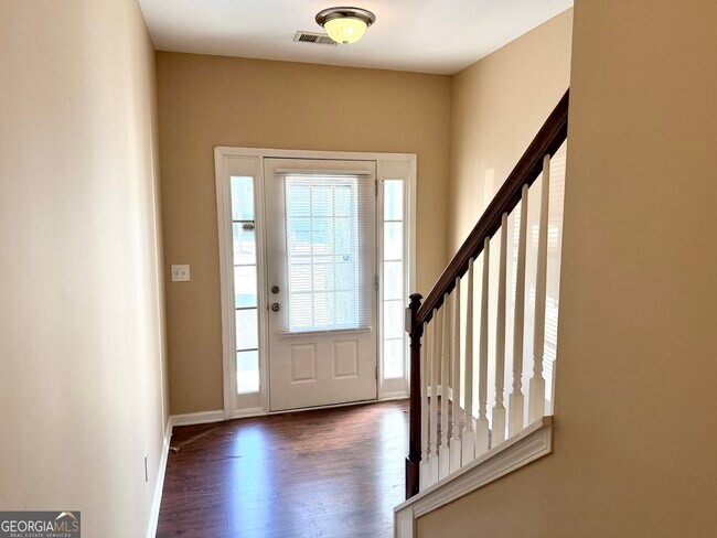 Building Photo - 2390 Camden Oak Way