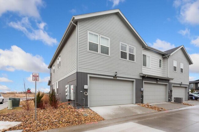 Building Photo - 5446 Second Ave