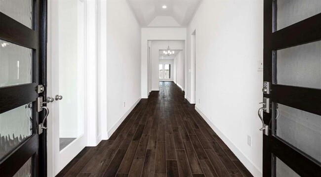 Building Photo - 19011 Andalusian Gln Ln