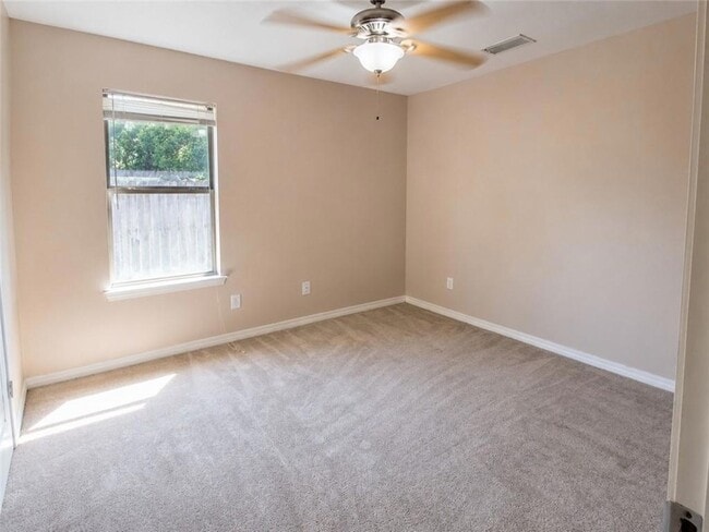 Building Photo - 9650 Curtis Dr W