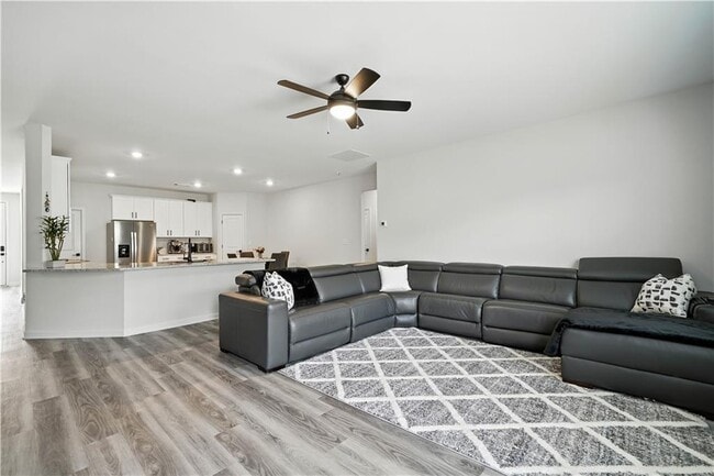 Building Photo - 3894 Saddle Bag Ct