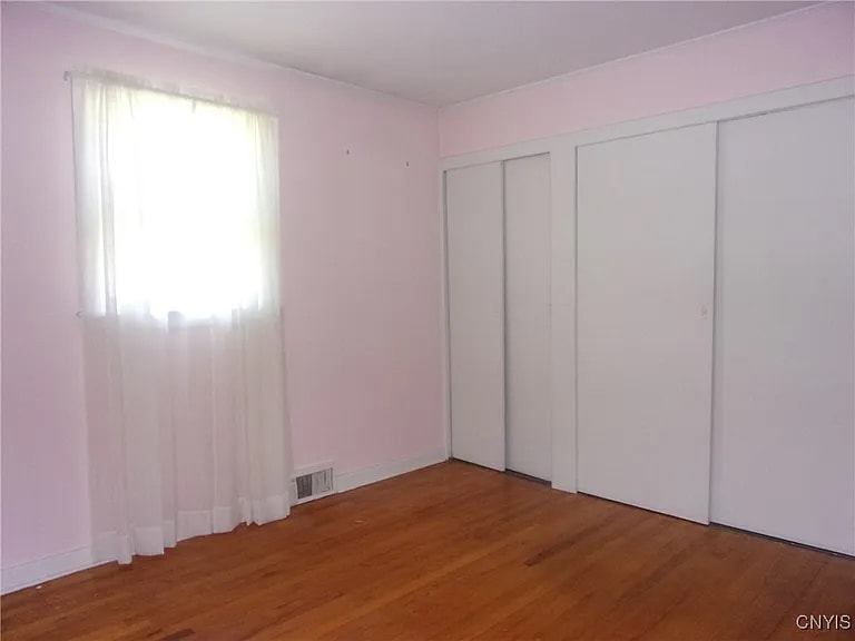 Building Photo - 223 W Molloy Rd