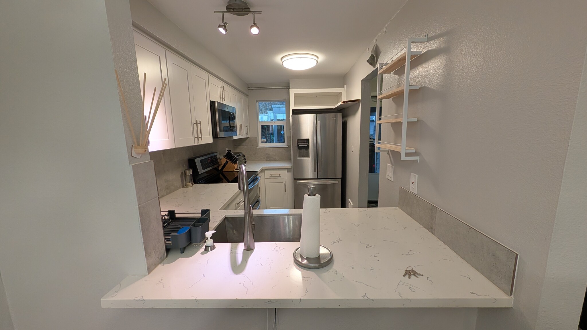 Building Photo - 9612 NE 121st Ln