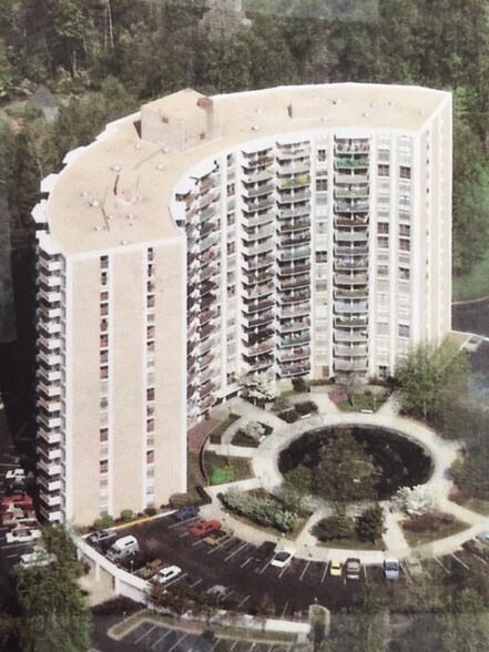 Primary Photo - 9039 Sligo Creek Pkwy